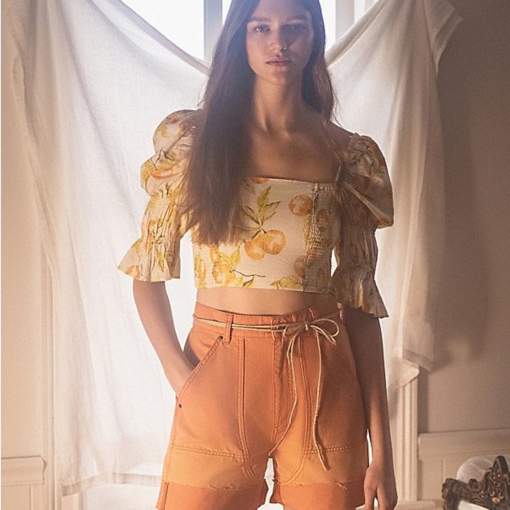 BDG  Urban outfitters Kiara high waist orange waist ombré shorts M